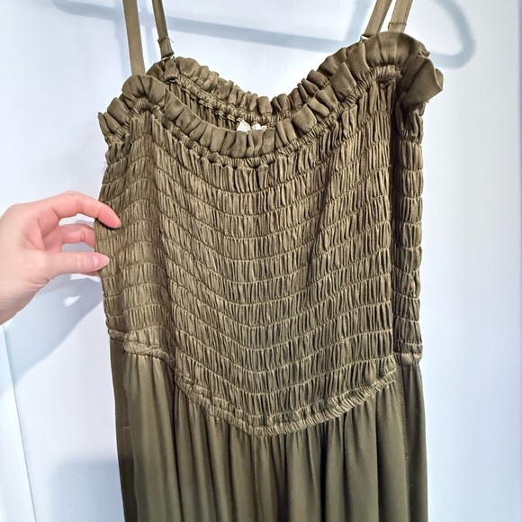 Anthropologie Wide Leg Smocked Top Jumpsuit, Olive Green, Sz MED - Picture 4 of 9